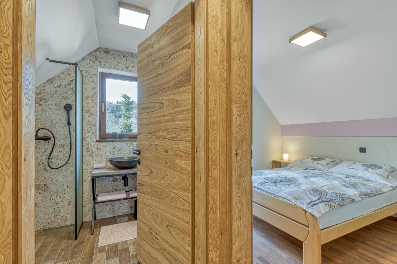 Resort Stari Malni, Osilnica - Vacation Houses Stari Malni מראה חיצוני תמונה